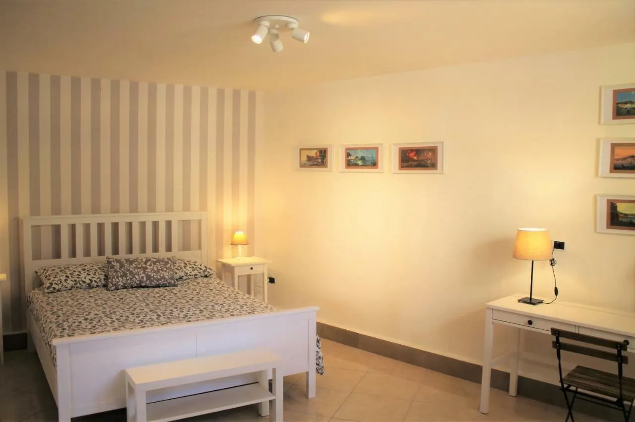 Art Terrace Villa Naples 0*,  Italy